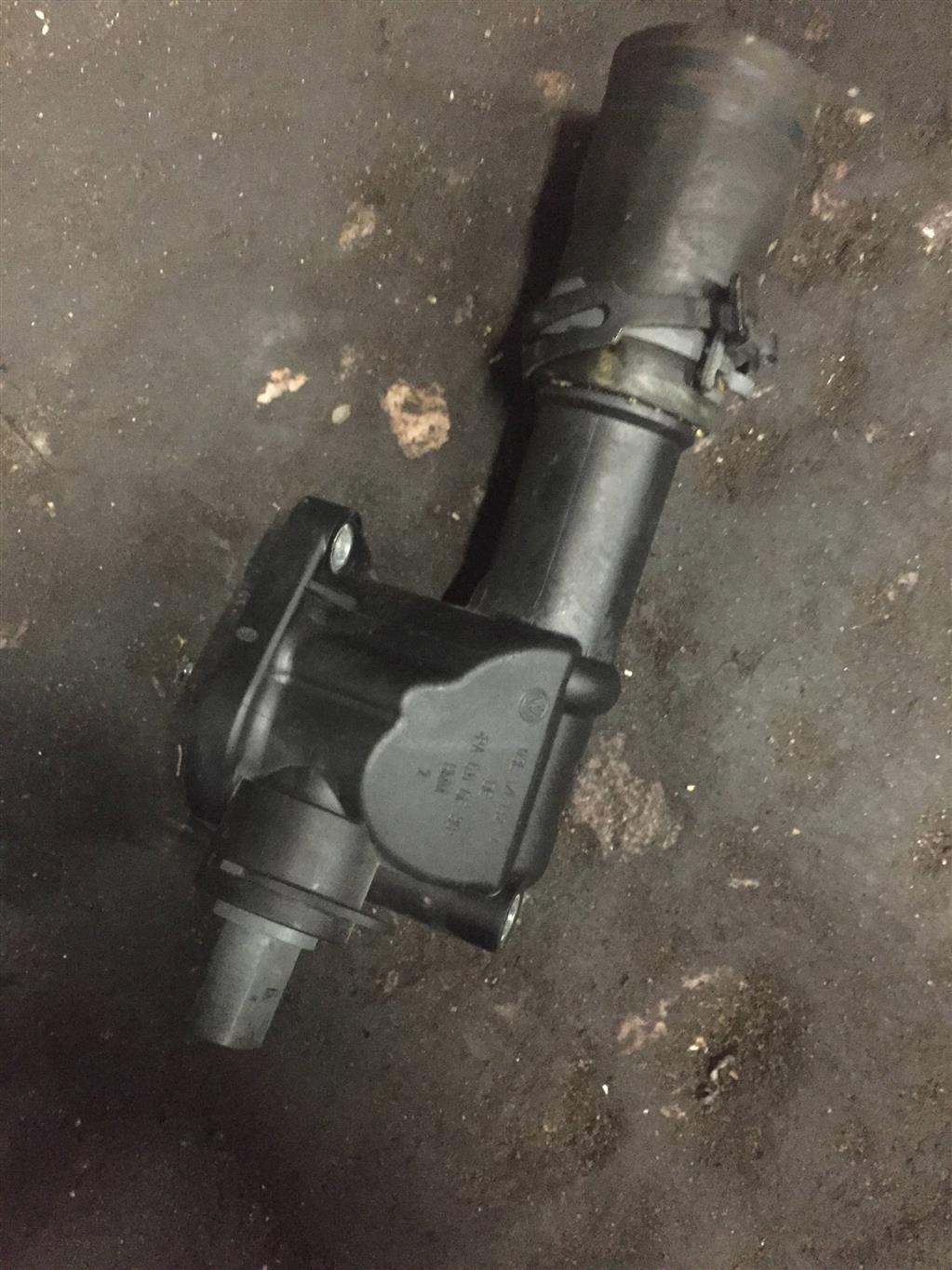 Audi A5/S5 Sportback (8T) 2007-2011 для Фланец / тройник