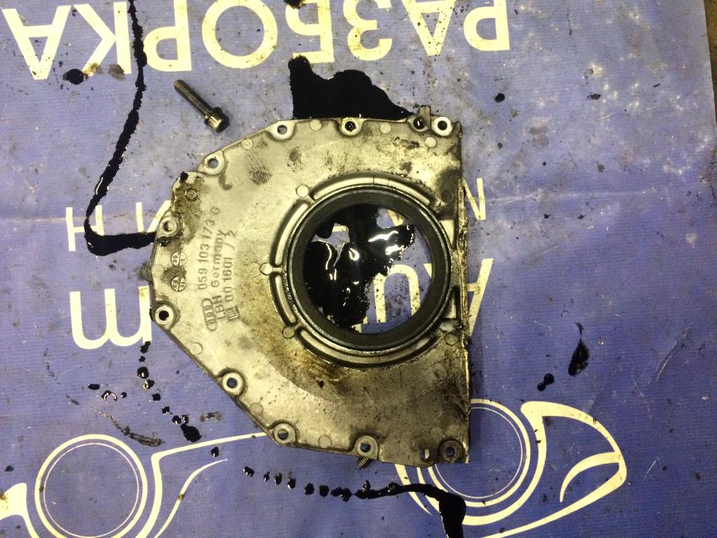 Audi A6 (C5) 1997-2001 для Крышка двигателя передняя