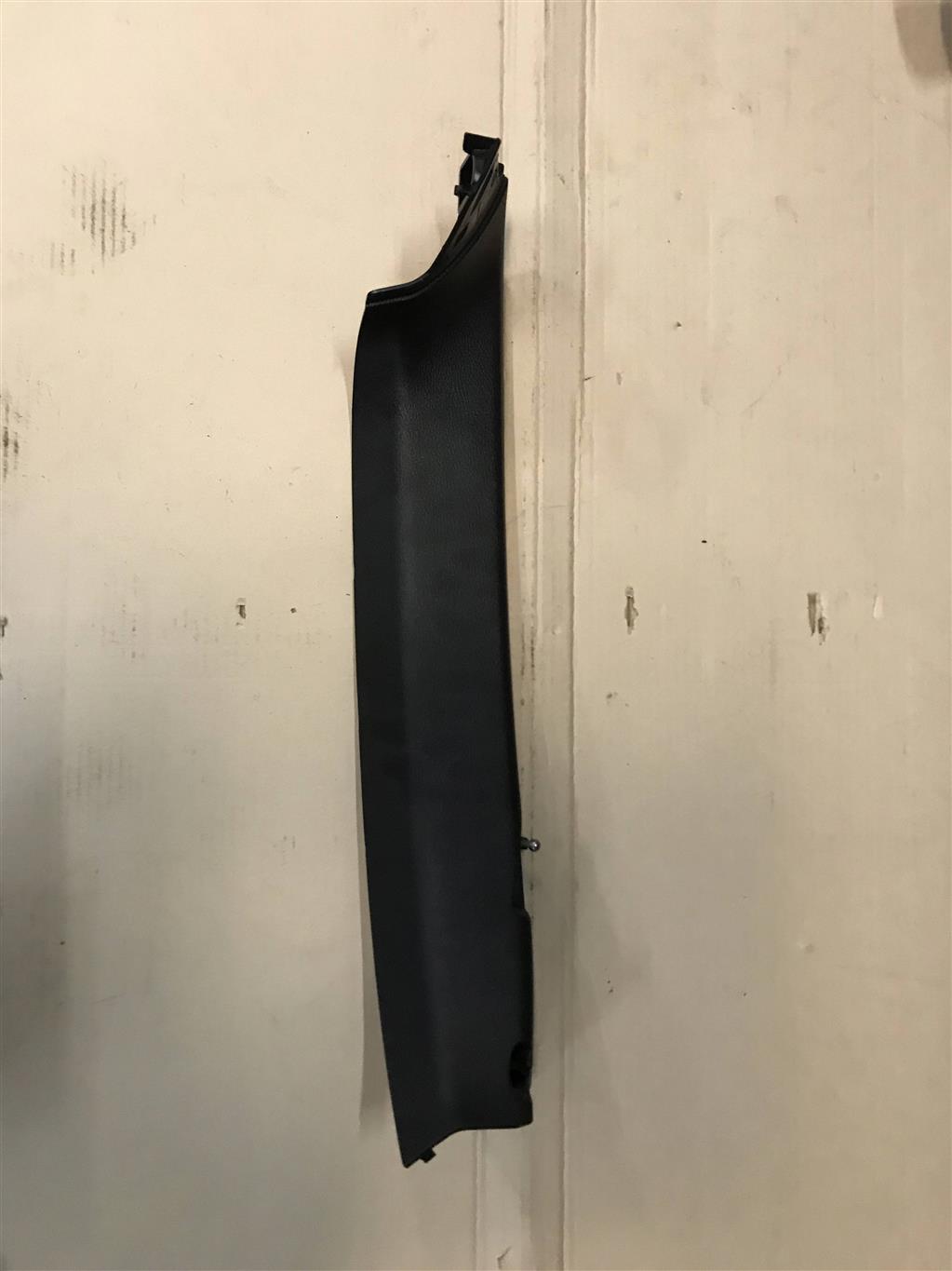 BMW X4 F26 2014-2018 для Обшивка крышки багажника