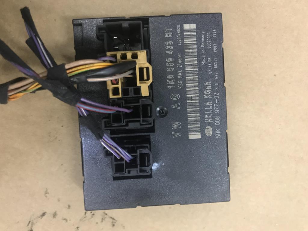 Volkswagen Jetta 2005-2011 для Блок комфорта