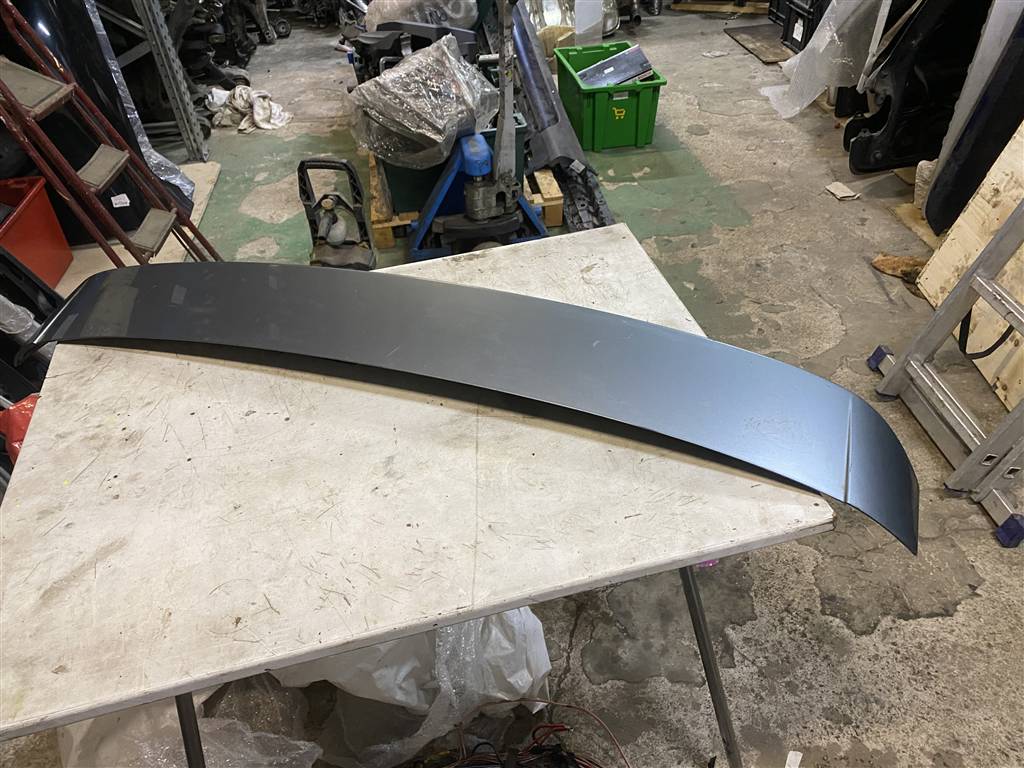 Audi Q7 (4L)  2005 - 2009 для Спойлер крышки багажника