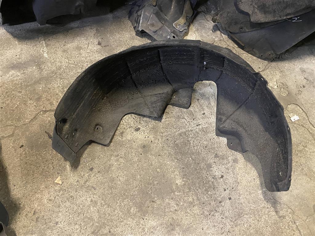 Skoda Octavia A7 для Локер задний левый(подкрылок)