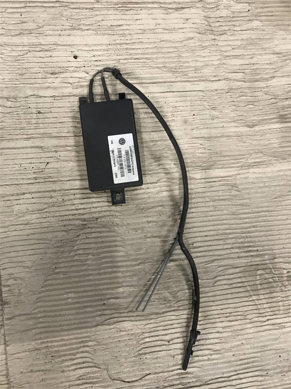 Volkswagen Touareg 7L 2007-2010 для Антенна