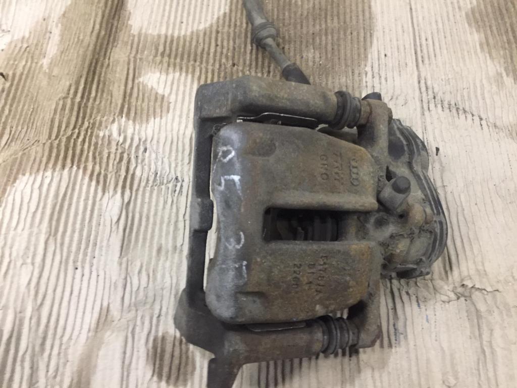 Audi A7 (4G) 2010-2014 для Суппорт задний правый