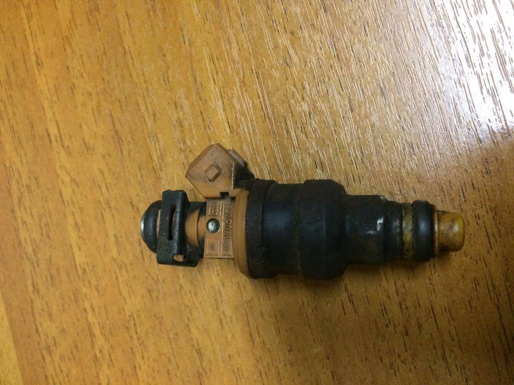 Volkswagen Golf II/Jetta II 1983-1992 для Форсунка бензиновая