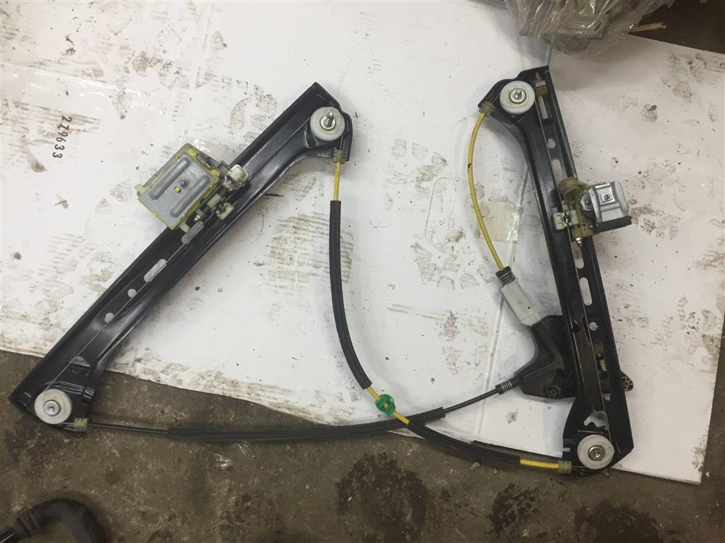 Mercedes-Benz W205 C205 Coupe для Стеклоподъемник передний левый