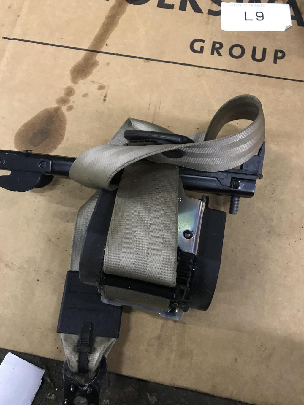 Audi Q7 (4L)  2005 - 2009 для Ремень безопасности