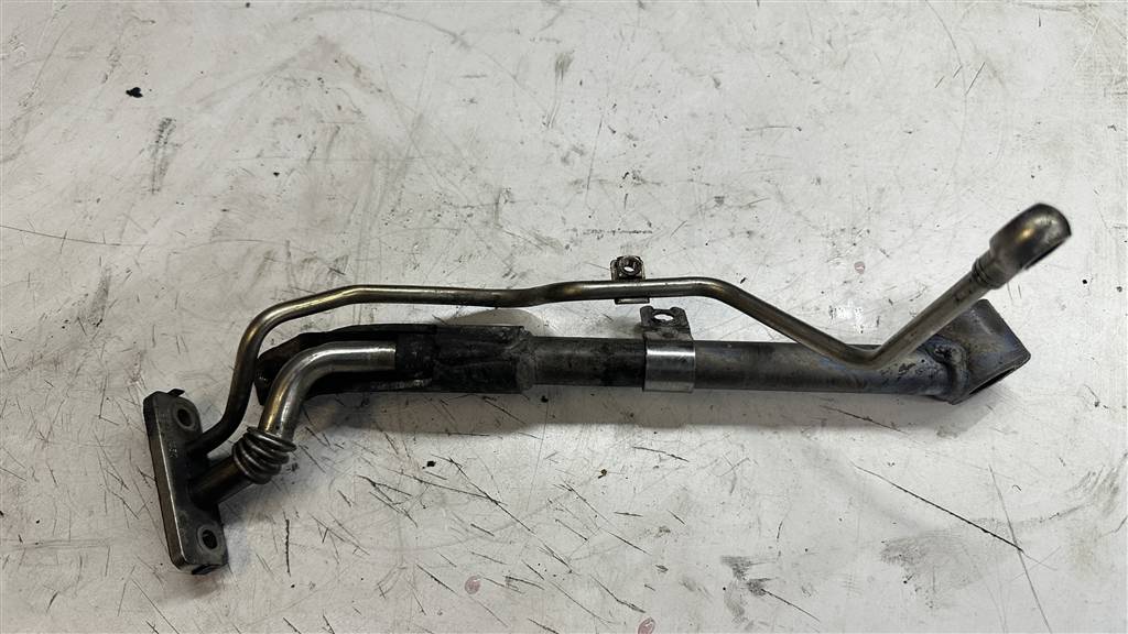 Volkswagen Passat (B7) 2011-2015 для Трубка турбины