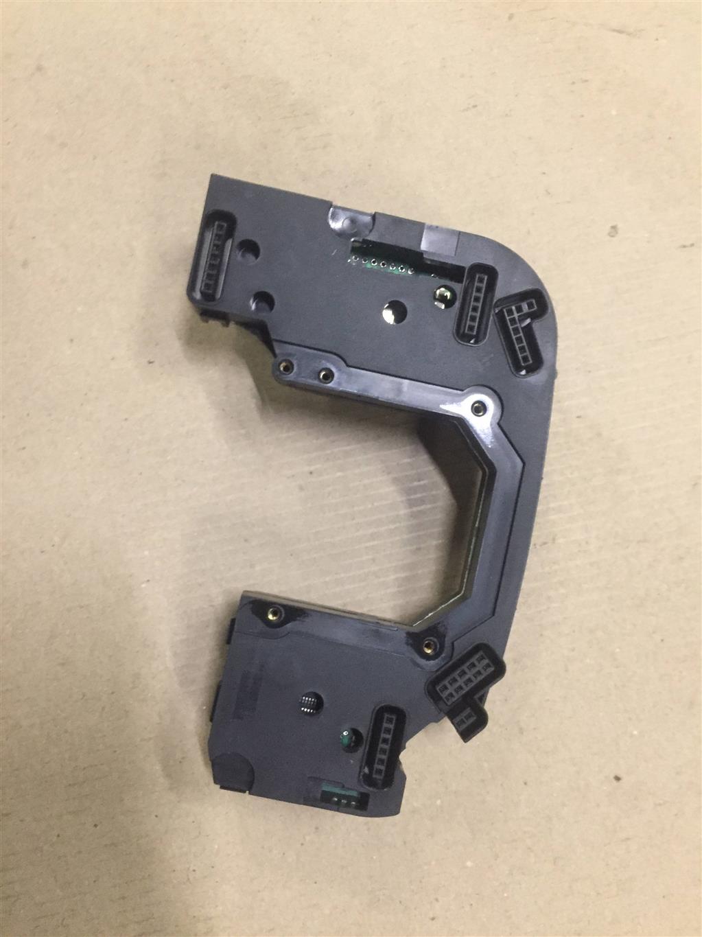 Audi A6 (C6 4F) 2005-2008 для Блок подрулевых переключателей 