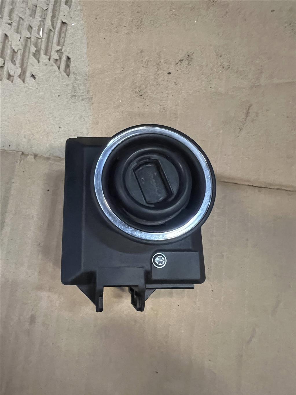 Mercedes-Benz W204 C-classe 2011-2015 рестайлинг для Замок зажигания