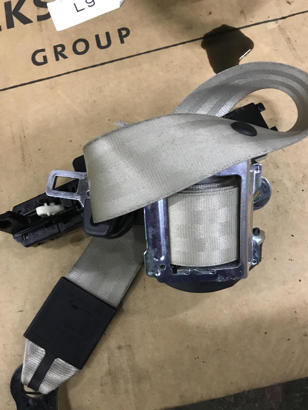 Audi Q7 (4L)  2005 - 2009 для Ремень безопасности