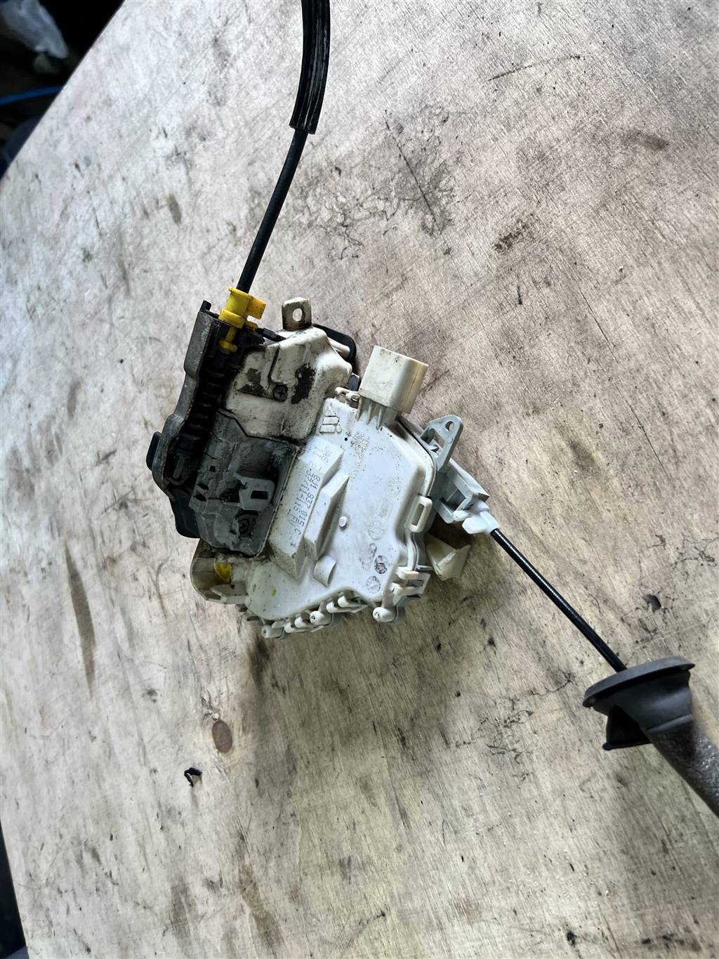 Audi A6 C7 для Замок двери передней левой