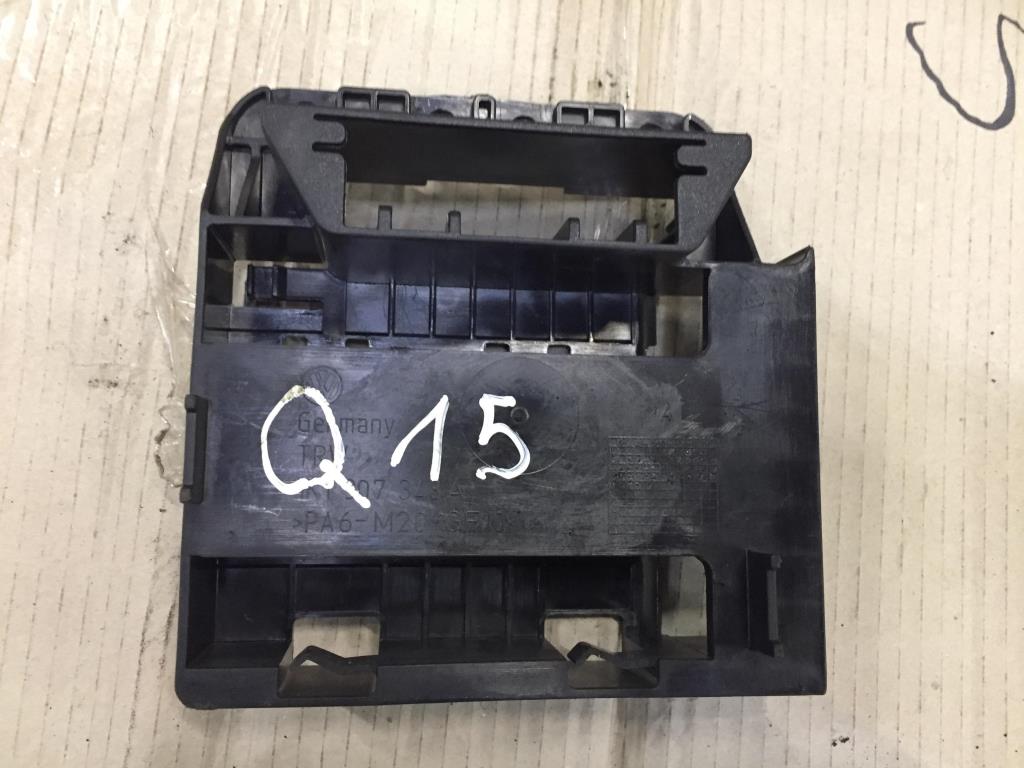 Volkswagen Jetta 2005-2011 для Кронштейн блока управления