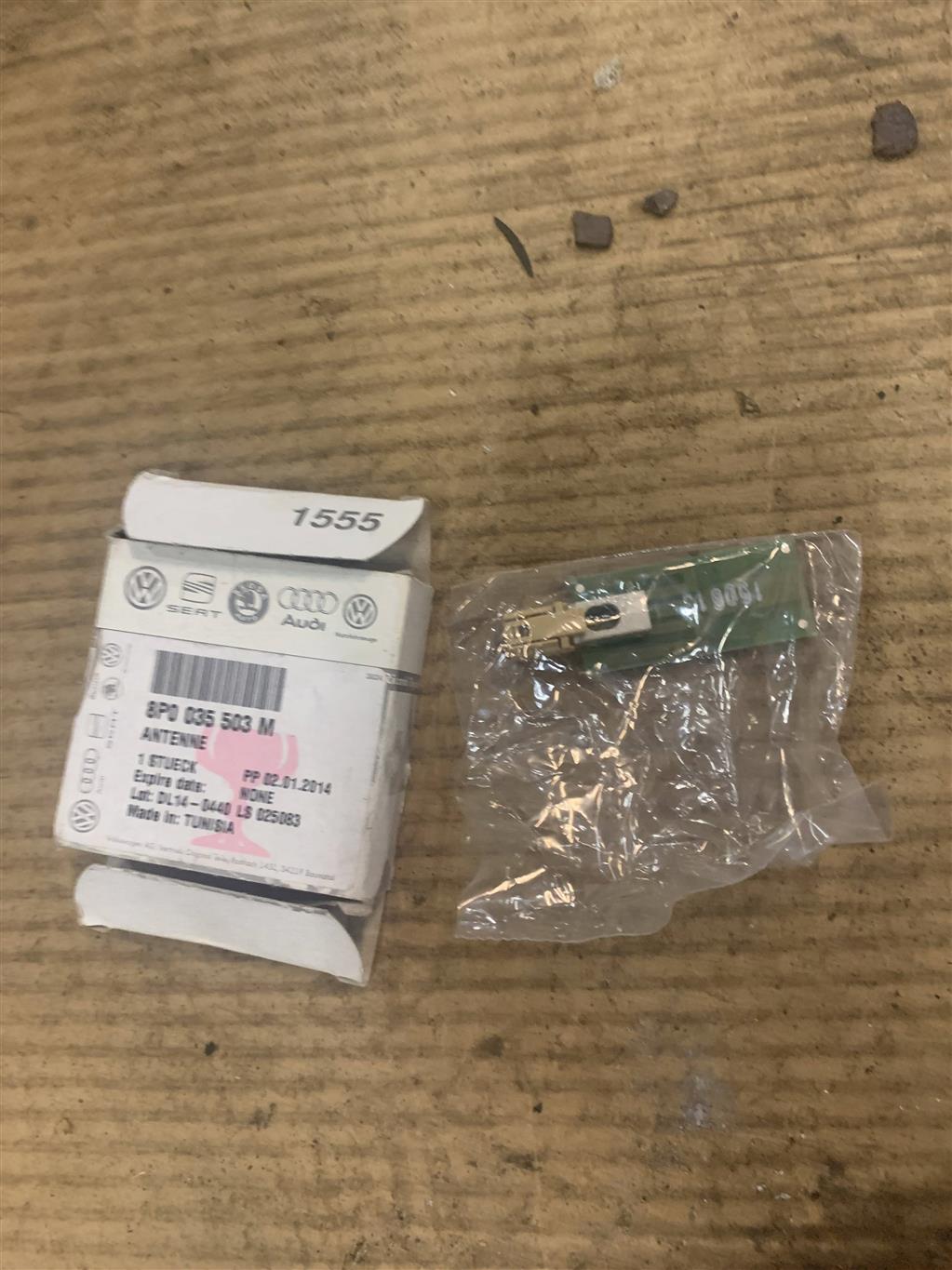 Audi Q7 (4L)  2005 - 2009 для Антенна