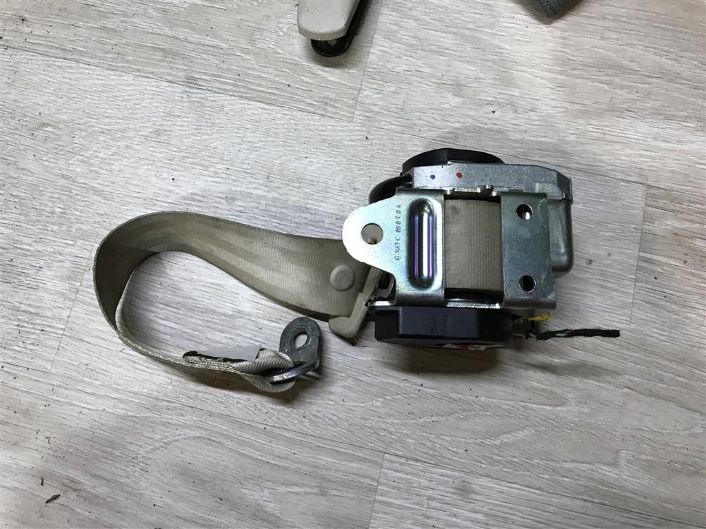 Skoda Superb 2008-2015 для Ремень безопасности с пиропатроном