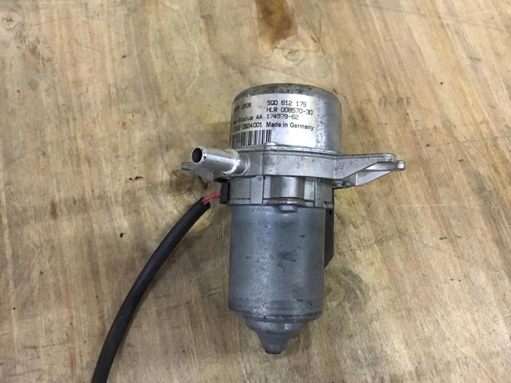 Audi A3 (8V) 2016-2019 рестайлинг для Насос вакуумный