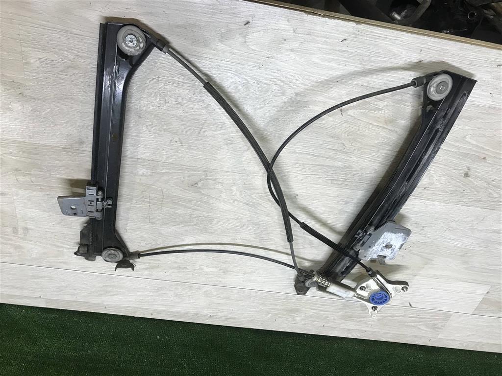 Mercedes-Benz W209 CLK coupe 2000-2005 для Стеклоподъемник передний левый