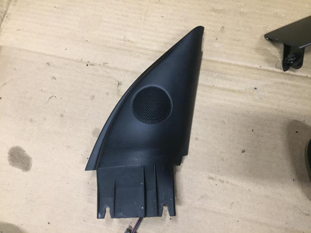 Volkswagen Passat (B5) 1996-2000 для Динамик