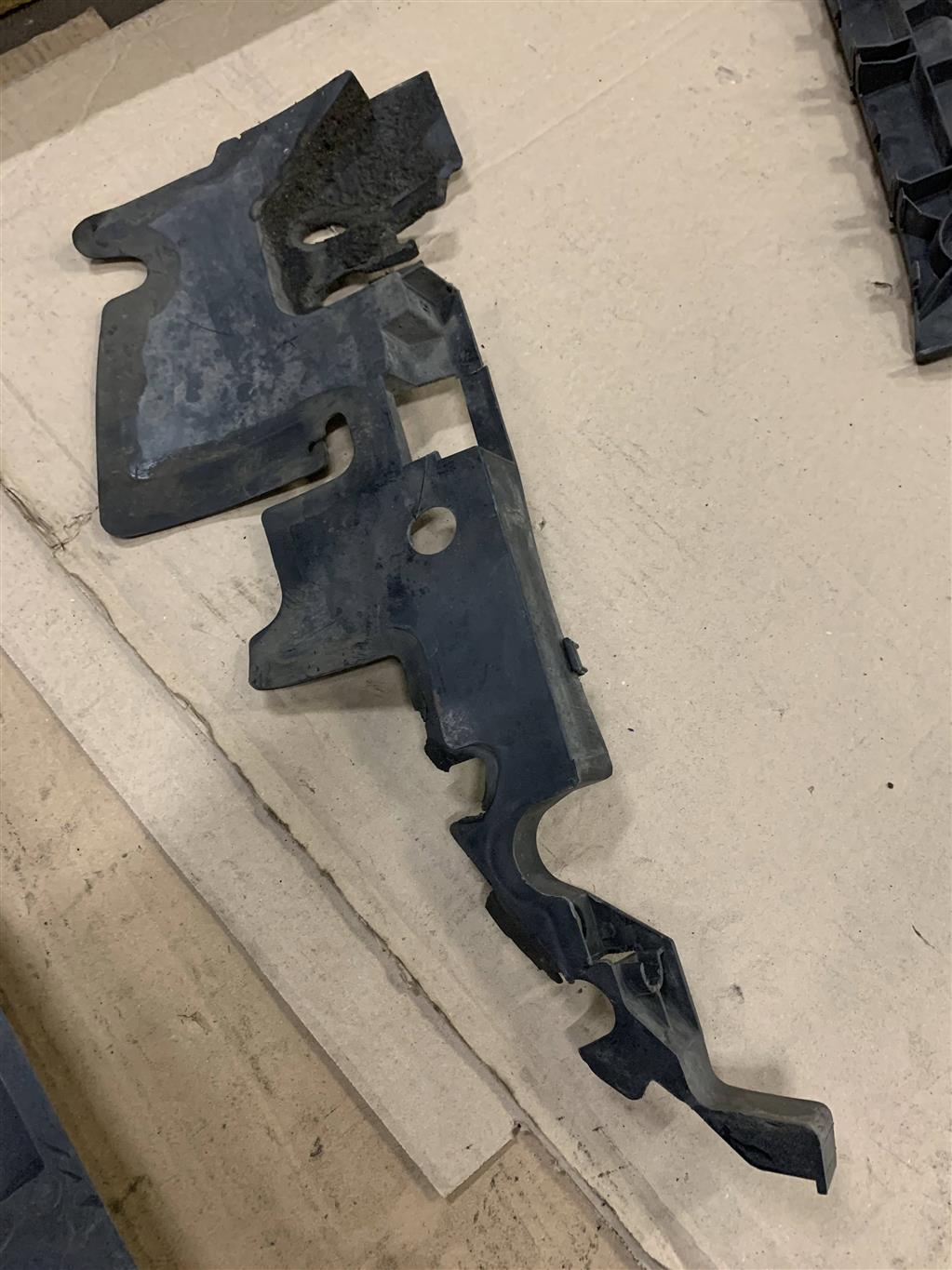 Audi RS6 (C6 4F) 2007-2011 для Воздуховод