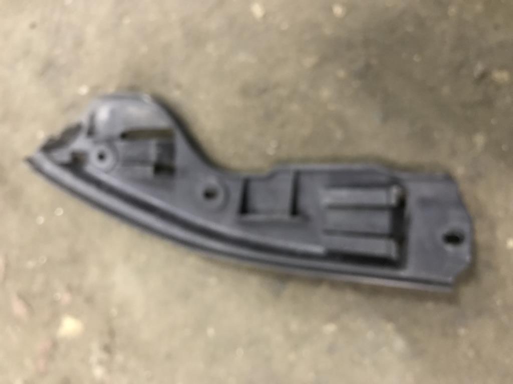 Volkswagen Touareg 7L 2007-2010 для Кронштейн заднего бампера правый