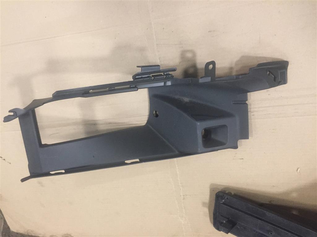 Porsche   Cayenne III 2018 - >> для Воздуховод