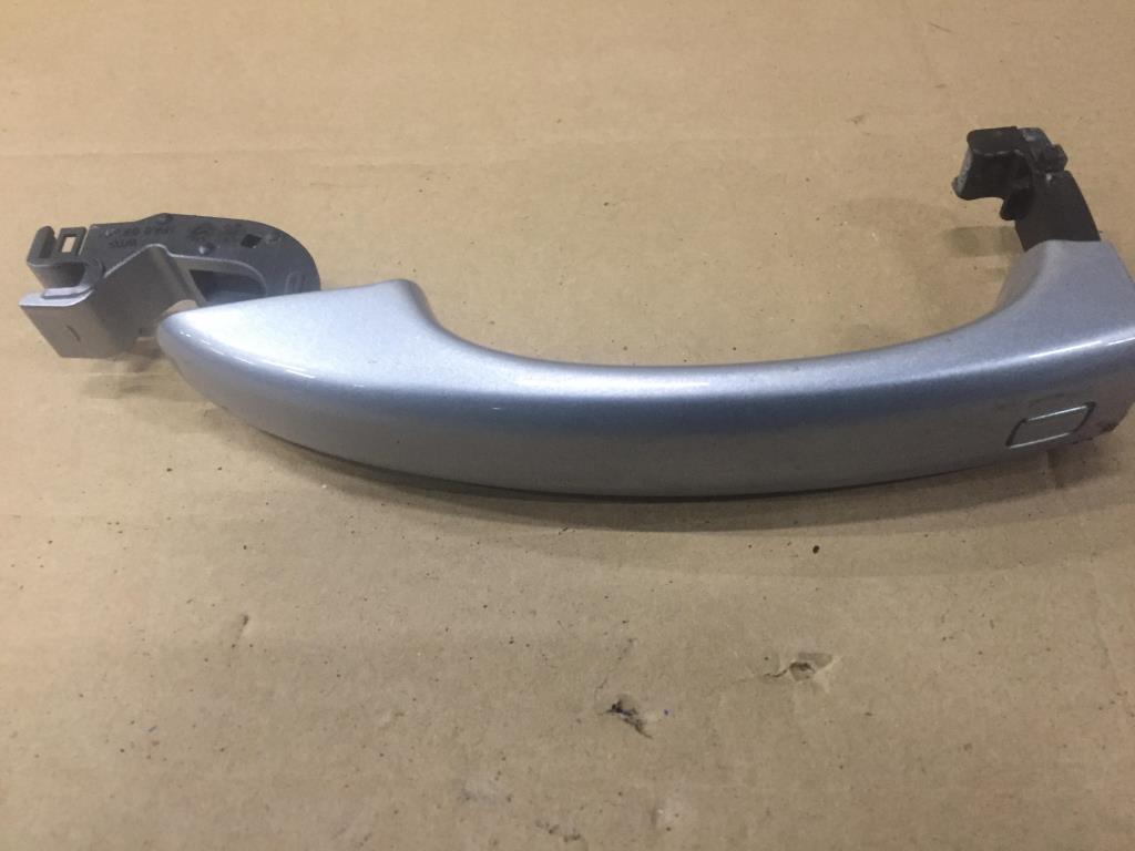 Audi Q3 (8U) 2014-2018 рестайлинг для Ручка двери