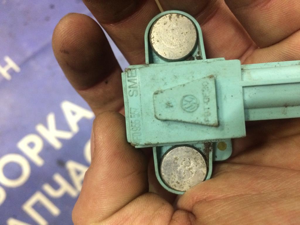 Audi A6 (C6 4F) 2005-2008 для Датчик удара (Airbag)