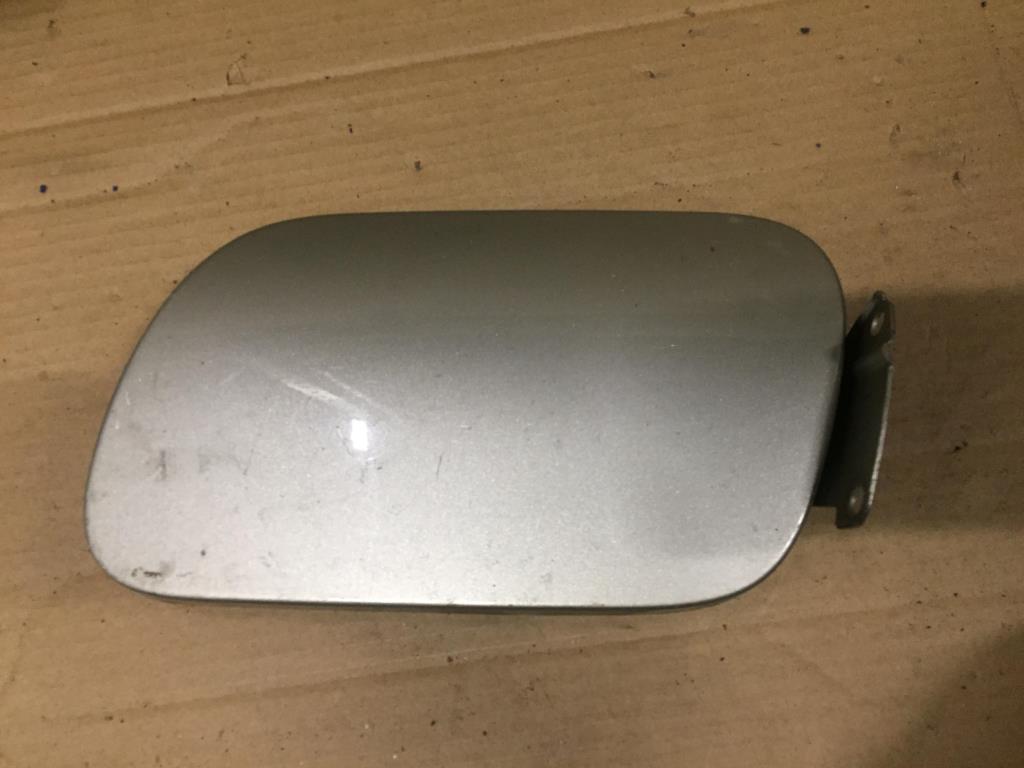 Volkswagen Touareg 7L 2002-2006 для Лючок бензобака