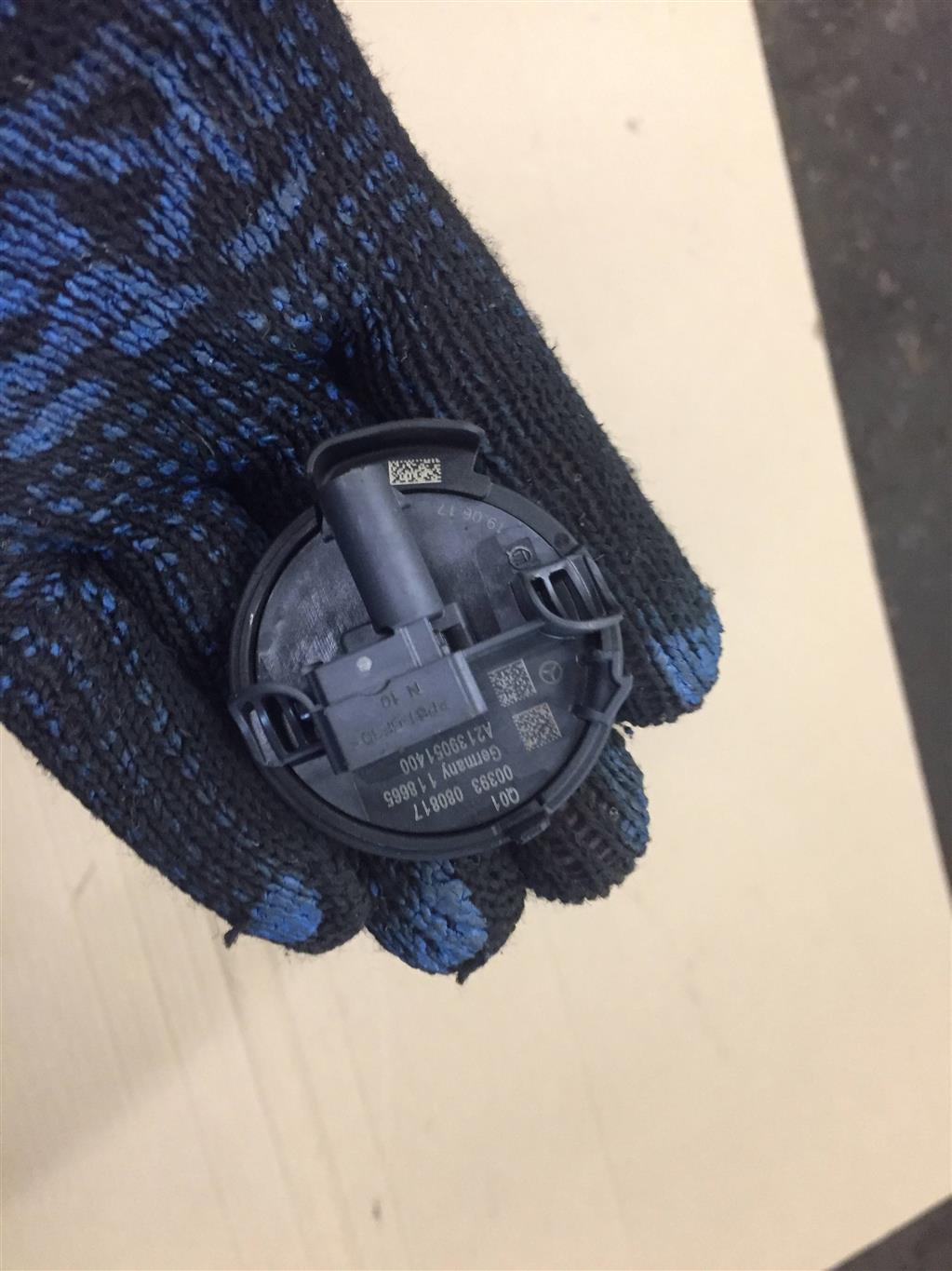 Mercedes-Benz W205 C205 Coupe для Датчик удара (Airbag)