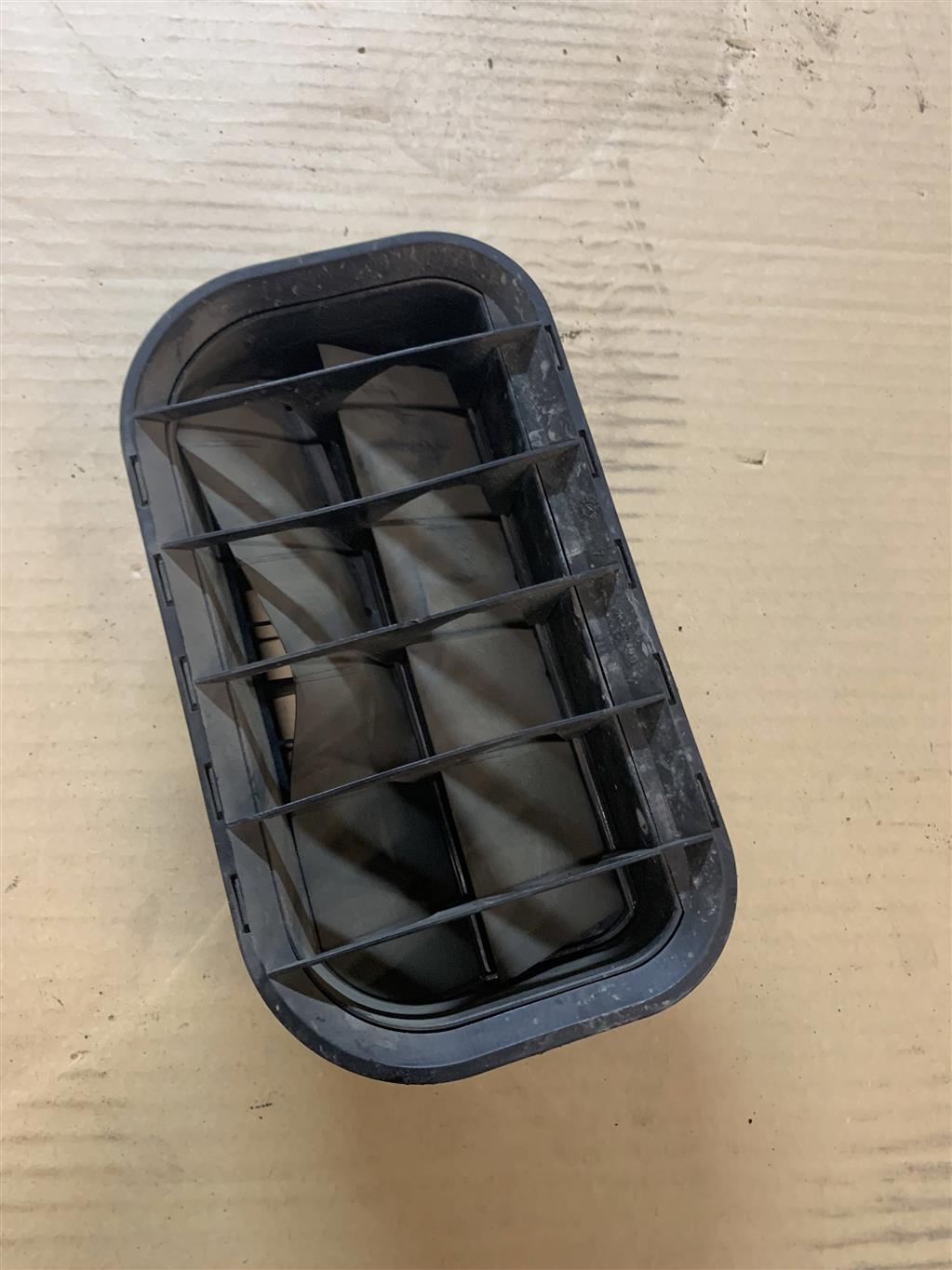 Volkswagen Sharan 2000-2006 для Решетка вентиляционная