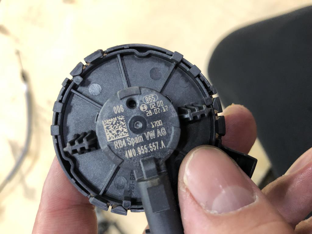 Audi Q7 (4M) 2015-2019 для Датчик удара (Airbag)