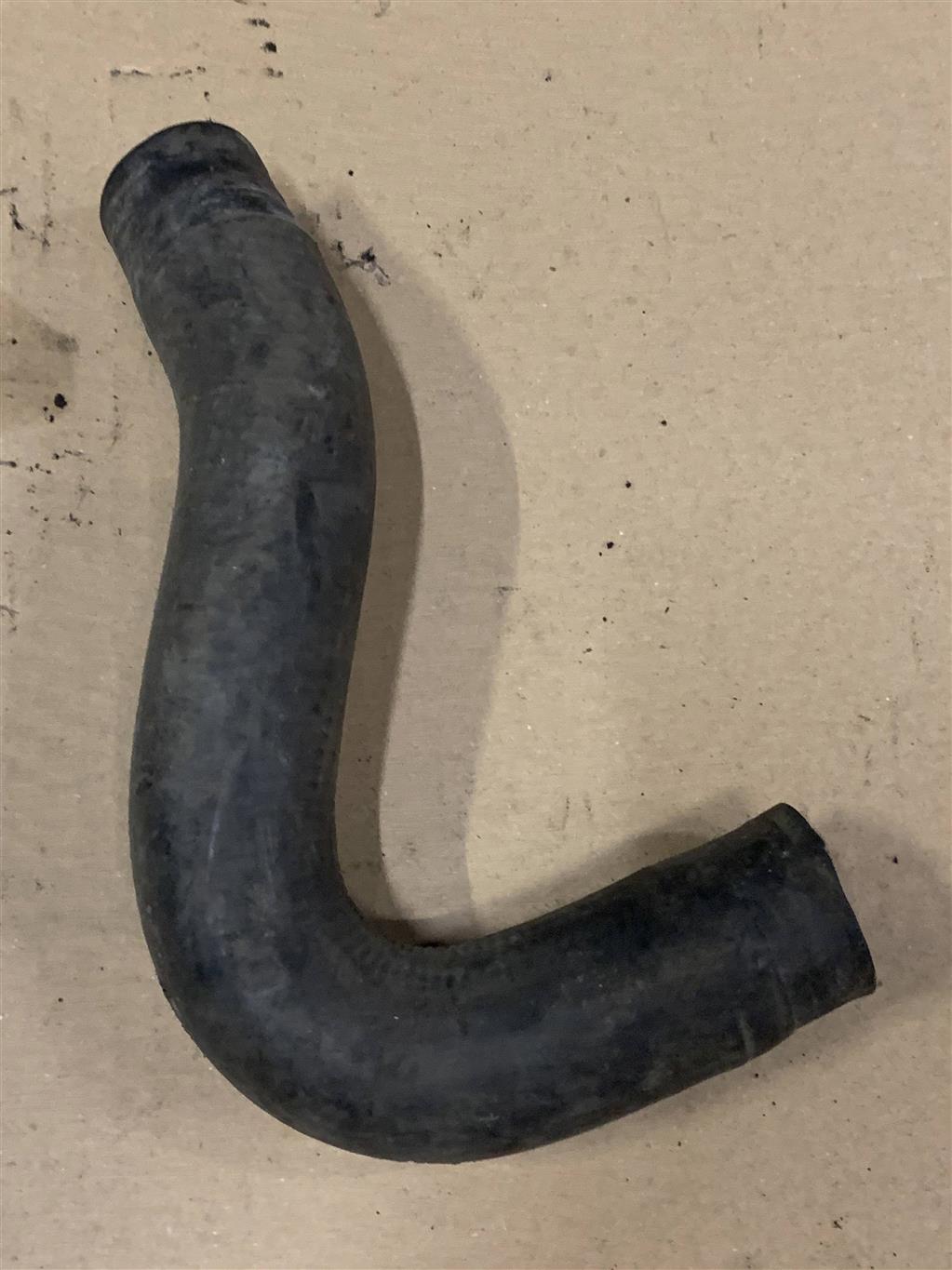 Volkswagen Passat (B3) 1988-1993 для Патрубок