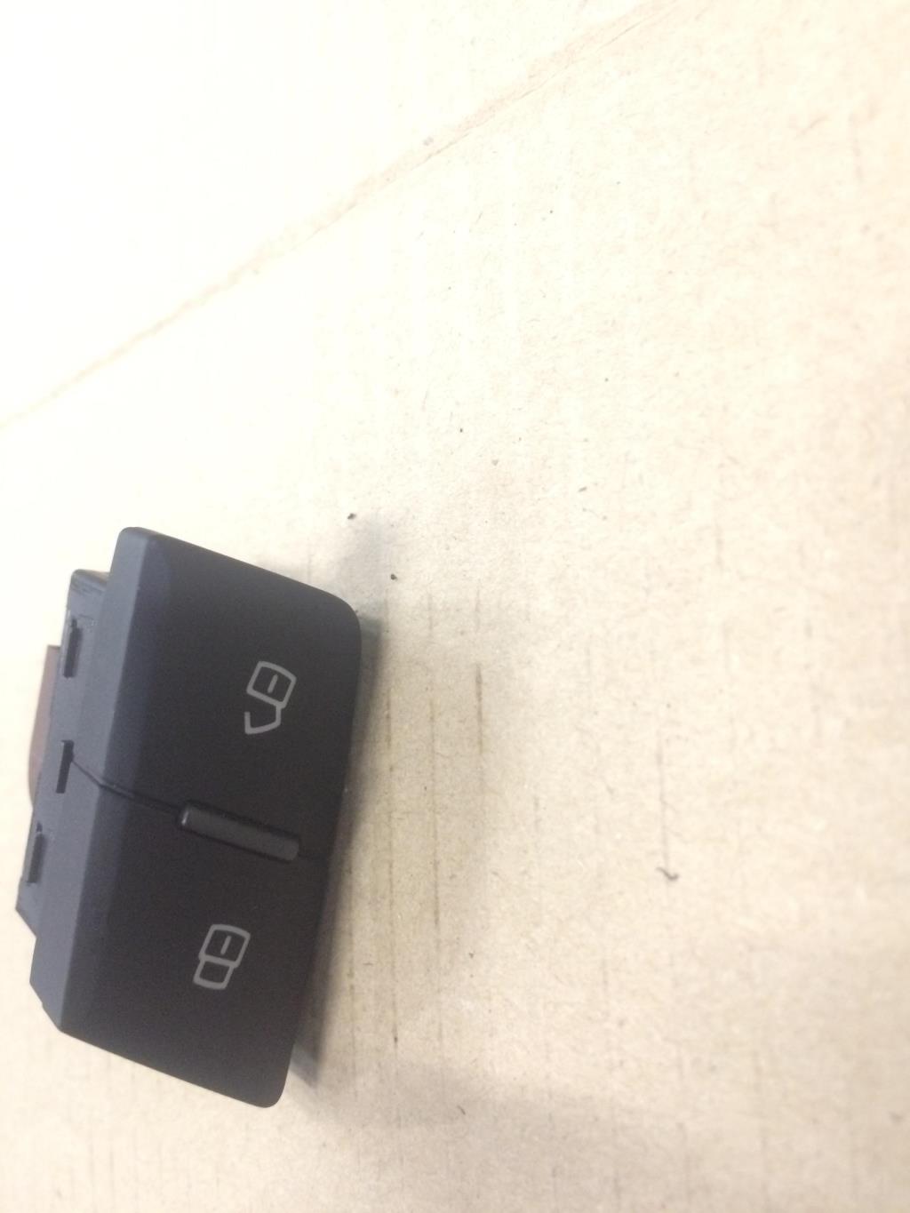 Audi A6 C7 для Кнопка центрального замка