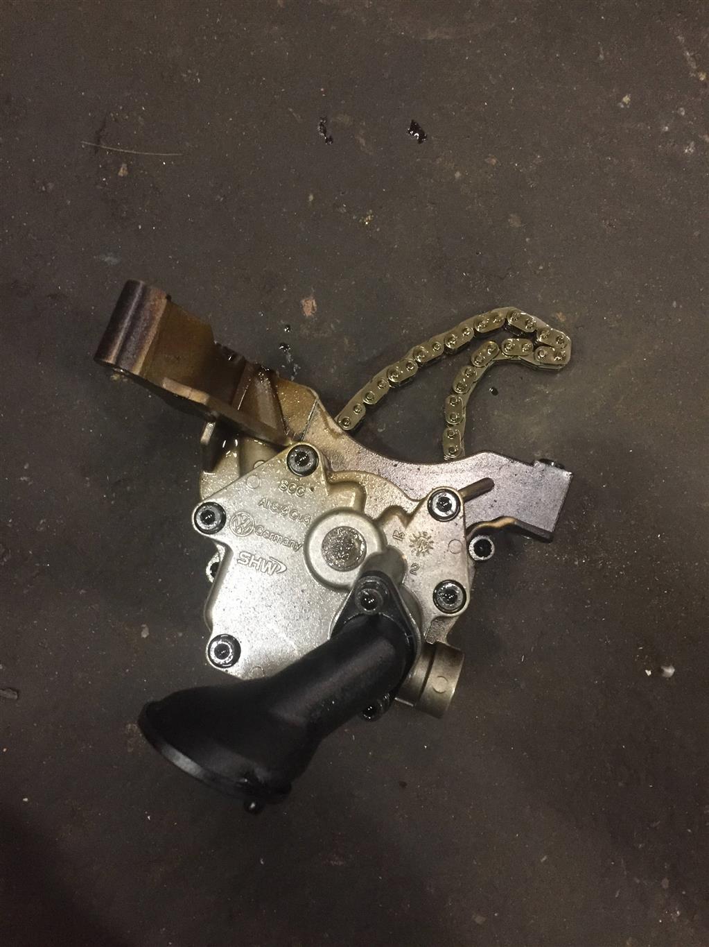 Audi A3 (8PA) 2004-2013 для Насос масляный