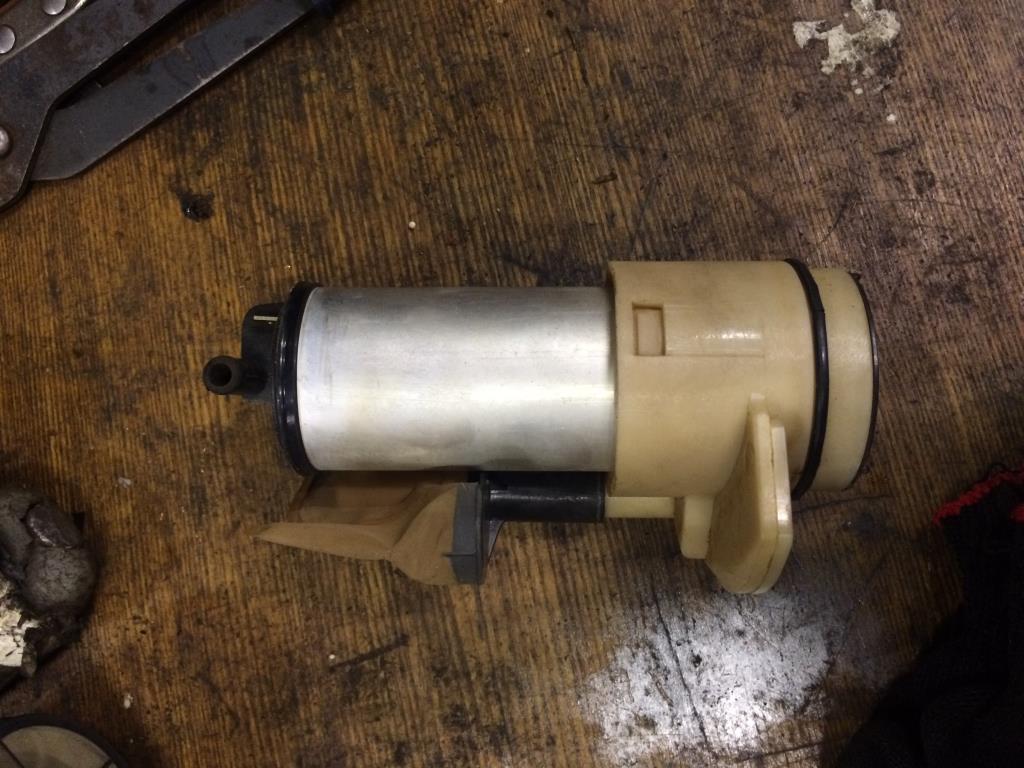 Volkswagen Golf III/Vento 1991-1997 для Топливный насос