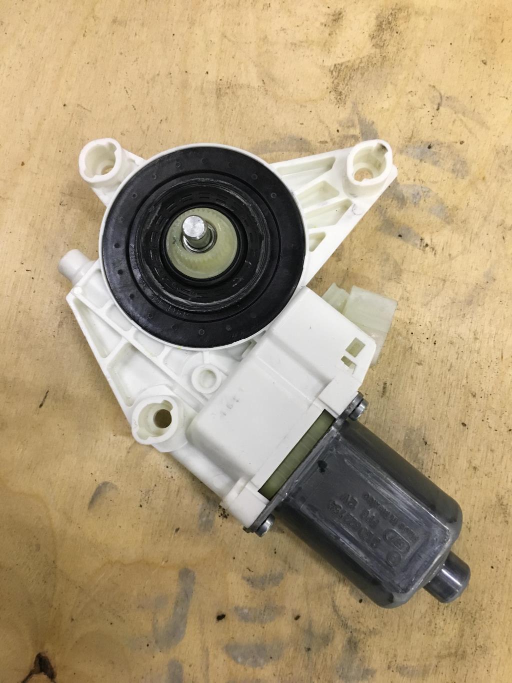 Mercedes-Benz W166 ML 2011-2015 для Мотор стеклоподъемника