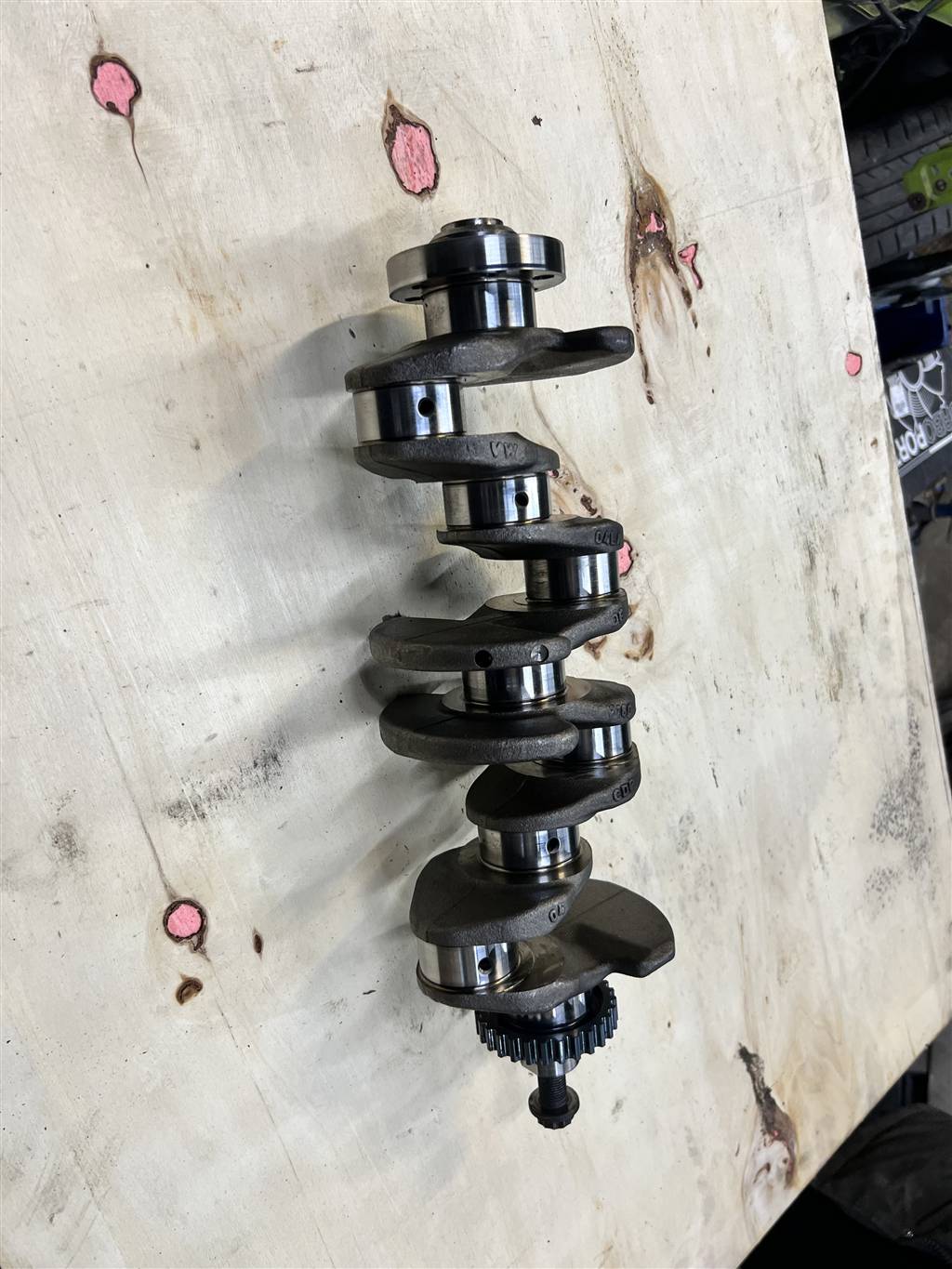 Skoda Octavia A7 для Коленвал