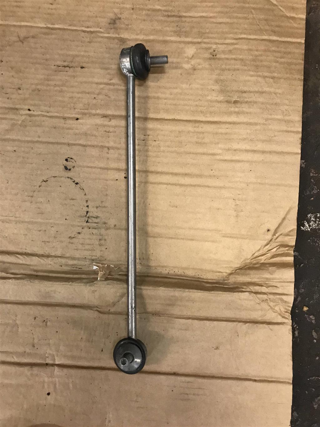 BMW 6-серия E64 2004-2009 для Стойка переднего стабилизатора