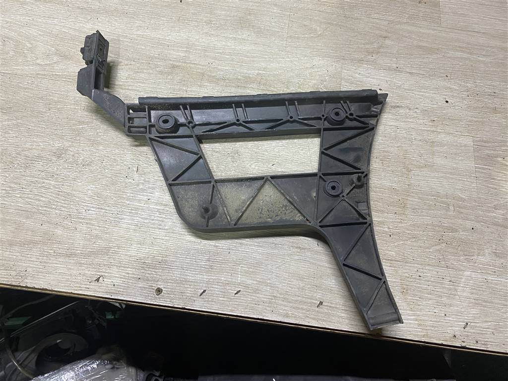 Audi A4 (B8) 2007-2012 для Кронштейн заднего бампера левый