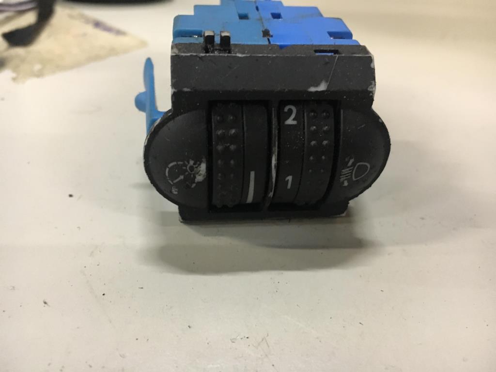 Volkswagen Touareg 7L 2002-2006 для кнопка