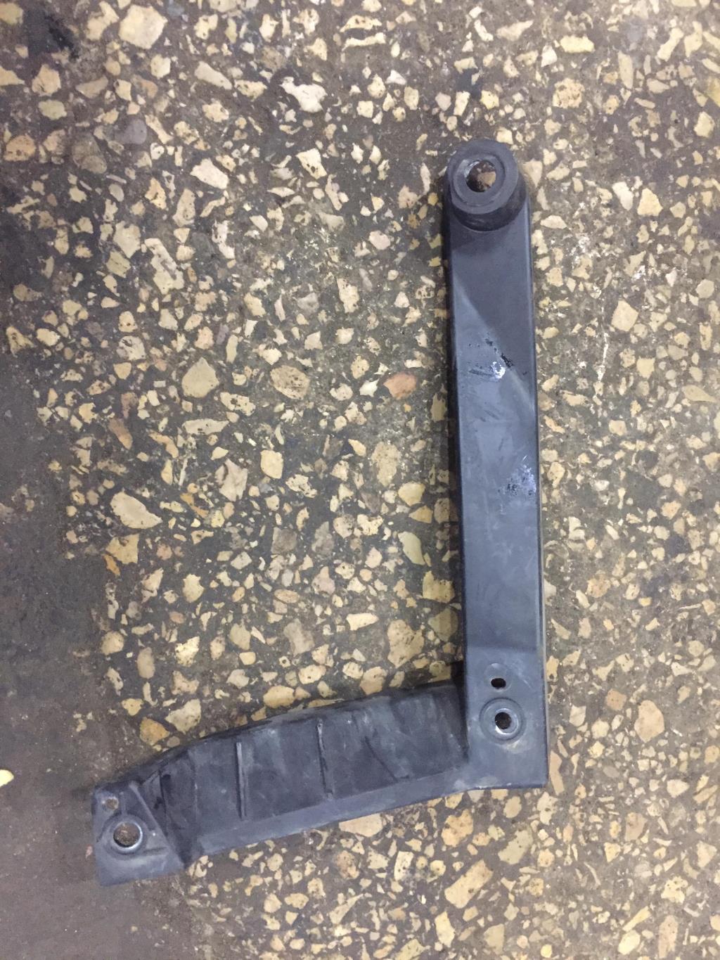 Volkswagen Touareg 7L 2007-2010 для Кронштейн бампера