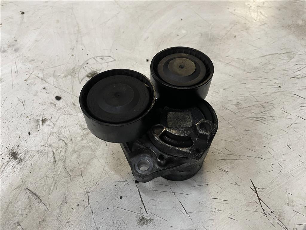 BMW 5-серия F10/F11 2009> для Натяжитель ремня