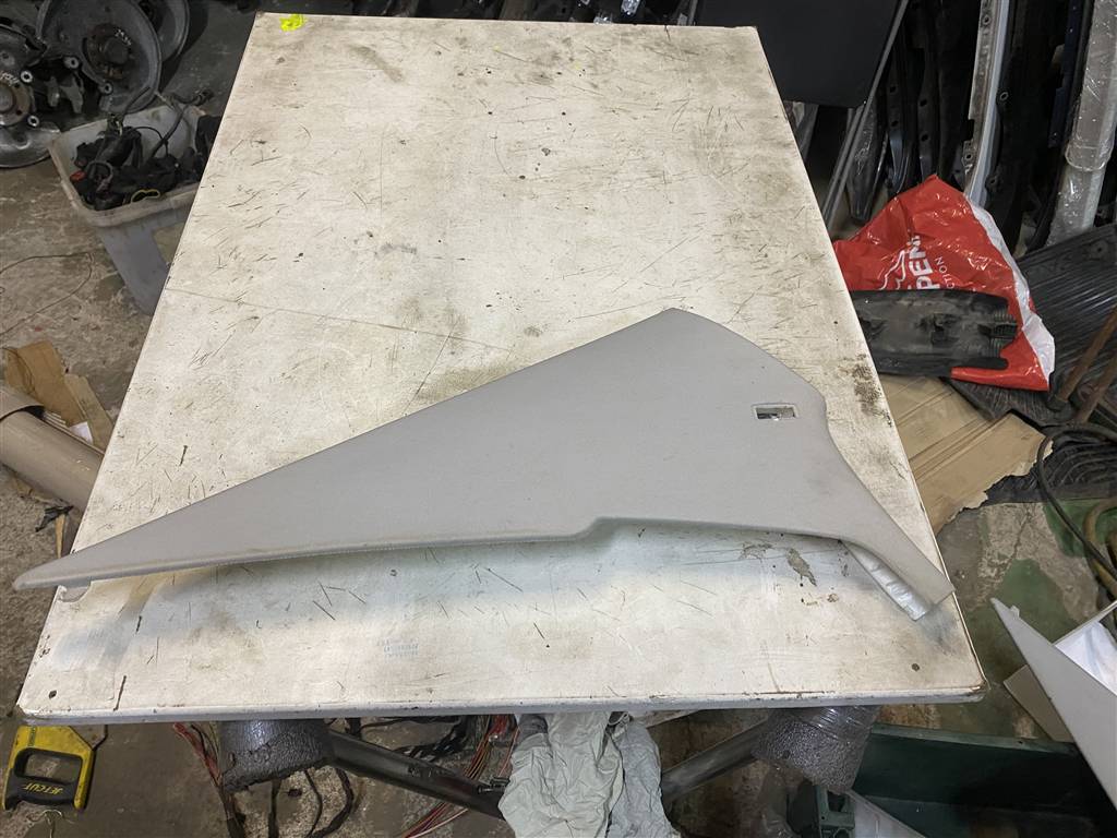 Volkswagen Passat (B7) 2011-2015 для Обшивка стойки