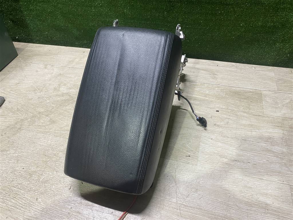 Audi A6 C7 для Подлокотник