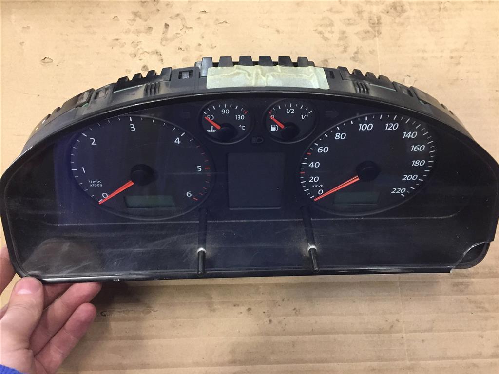 Volkswagen Transporter T5 2003-2009 для Панель приборов (щиток)