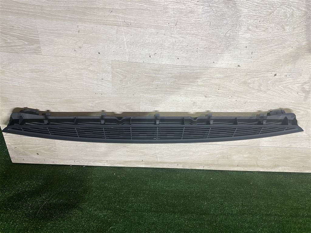 BMW 5-серия F10/F11 2009> для Решетка вентиляционная