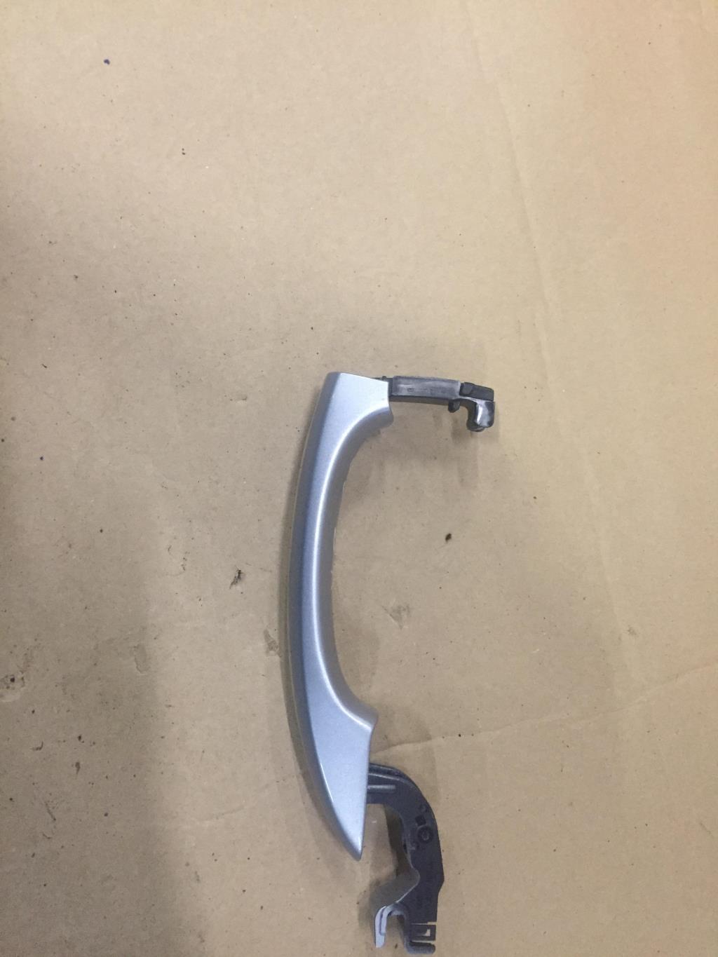 Audi Q3 (8U) 2014-2018 рестайлинг для Ручка двери