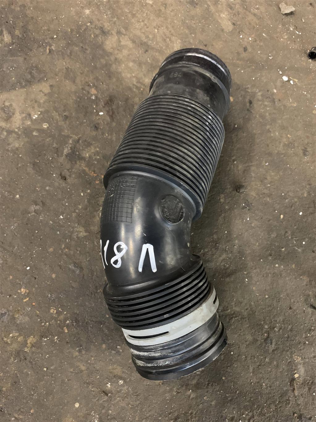 Audi Q7 (4L)  2005 - 2009 для Фланец воздуховода