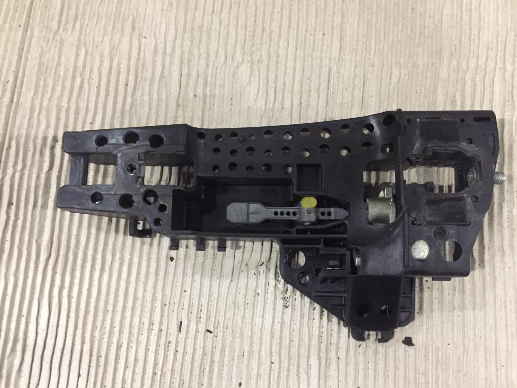 Audi A7 (4G) 2010-2014 для Кронштейн ручки