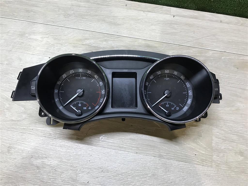 Skoda Superb 2008-2015 для Панель приборов (щиток)